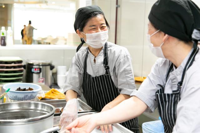 男女スタッフ活躍中！
現場は主に埼玉県内が中心です