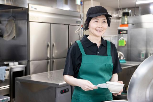 【調理補助】週3日〜勤務OK！未経験者歓迎！☆デンソーワイパシステムズ企業内食堂での調理補助