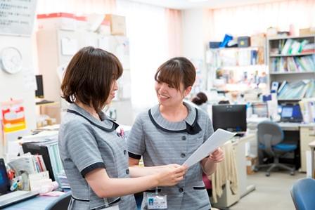 若葉病院の正社員情報 イーアイデム 坂戸市の医療事務 受付求人情報 Id