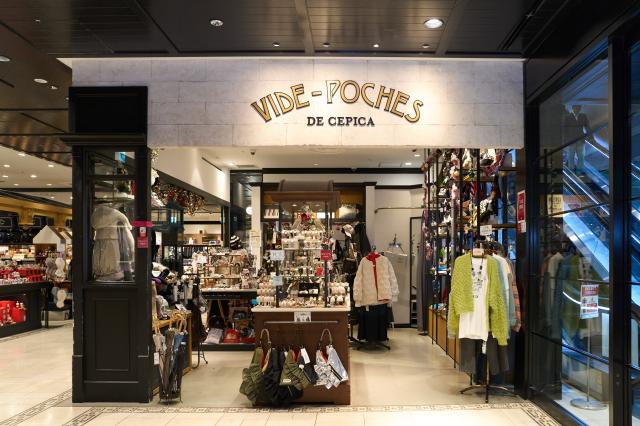 接客ノルマは一切なし。
あなたのセンスを活かして、お店を盛り上げてください♪