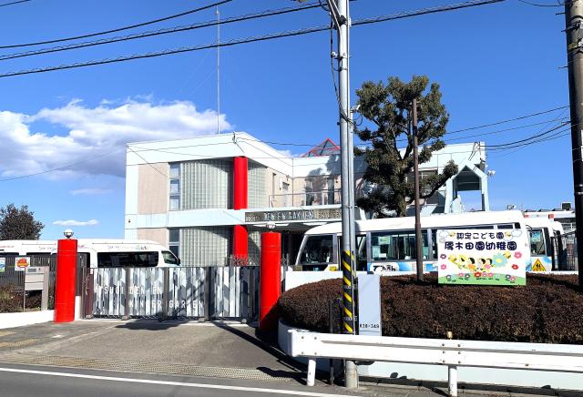 (学法)厚木田園学園では教職員約130名が在籍中。20代〜60代の幅広い年齢層が活躍しています。