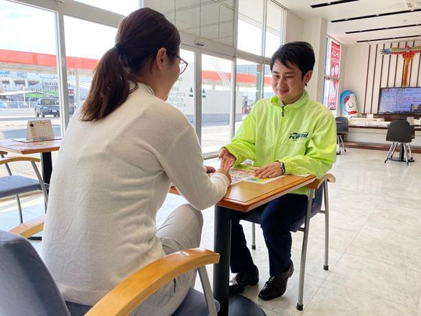 株式会社ディーラウンド 仲之町店の派遣社員情報 イーアイデム 徳島市のガソリンスタンド カー用品求人情報 Id A