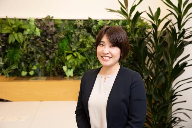 対面や手紙・メールで住民の方から感謝の言葉をいただくことも。公的機関ならではの醍醐味です。