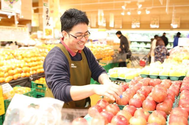 このお店の魅力は、自分に合った色々な働き方ができるところですかね♪ そんな環境の中だから、長期に渡り活躍されている先輩スタッフも大勢いらっしゃいます。