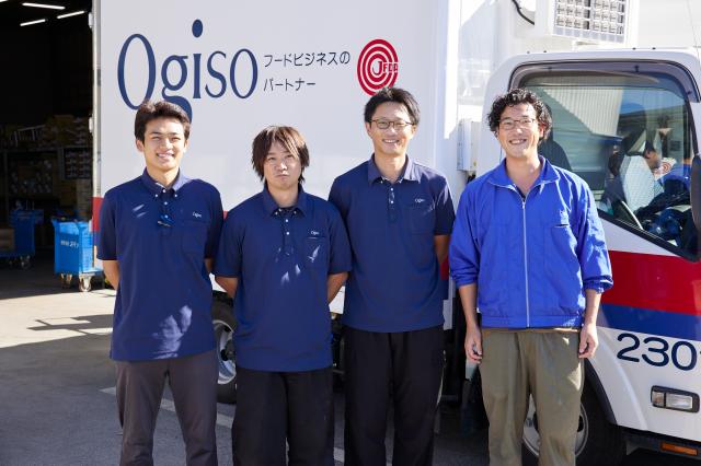 生活に密接な≪食≫に関する事業だから、安定感抜群！
当社で腰を据えて働きませんか。