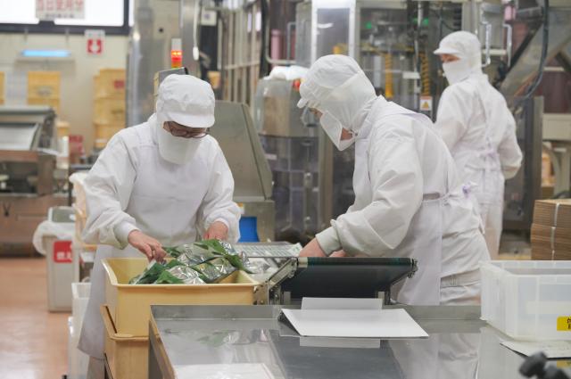 未経験スタート大歓迎!
イチから丁寧にお教えしますのでご安心くださいね◎