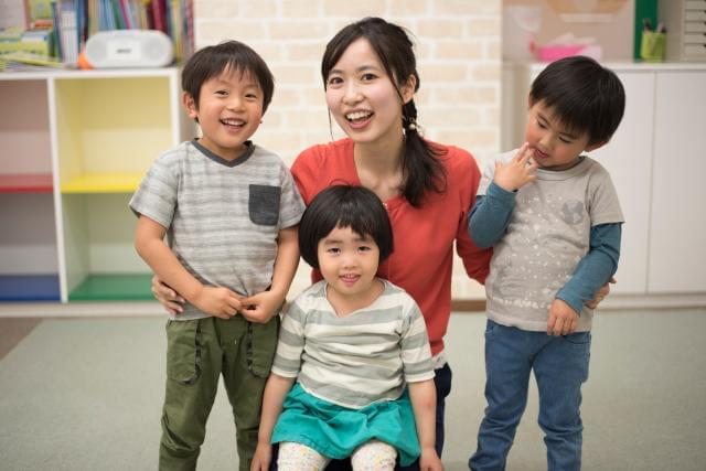 「子供の学校行事や家庭の都合によるお休みも取りやすいですよ。ママが活躍できる職場だと感じています!」