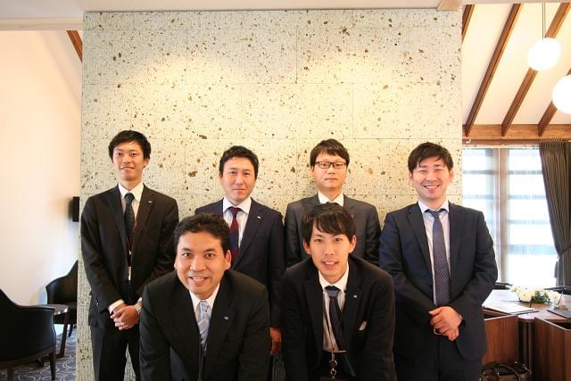 先輩スタッフのフォローがあるので安心!想いがカタチになる瞬間に寄り添えるお仕事です!