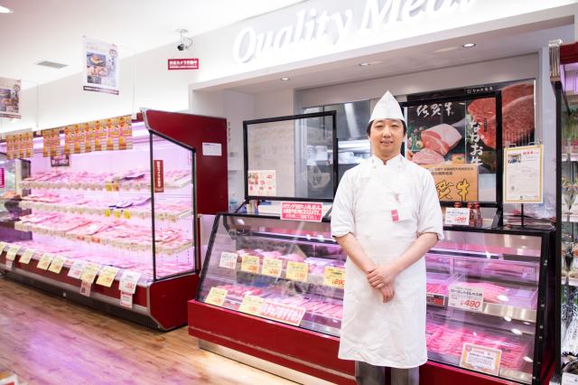 加工はイチから丁寧にサポート◎お肉の知識が身につく精肉スタッフ募集！落ち着いた環境で長く働ける◎精肉スタッフ