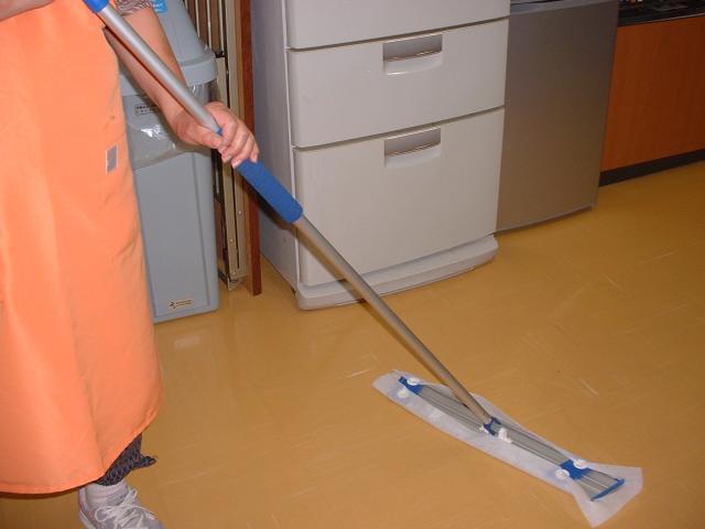 年齢や経験は一切不問。60代・70代のシニア世代がいきいきと活躍中です！