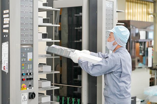 夏から秋限定の短期募集！
未経験歓迎◎しっかり稼げる工場ワーク