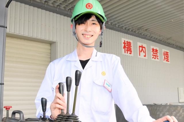 \業績好調に伴う増員募集!/
世界の輸出を手掛ける大企業で活躍しよう!
