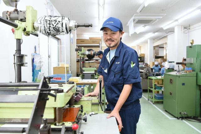 温かみのある社長のもと、30代中心に活躍中の職場。
固定概念にとらわれず、今後ますますの発展を目指しています◎