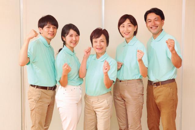 20代・30代・40代・50代、
若手〜中高年まで幅広い年代の男女が活躍中です!