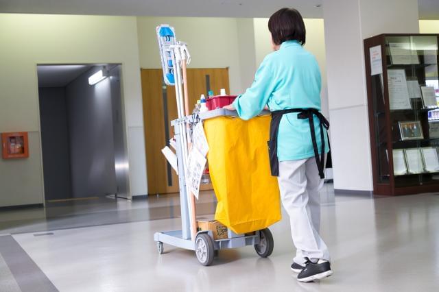 ★駅前ビルの清掃のお仕事です★