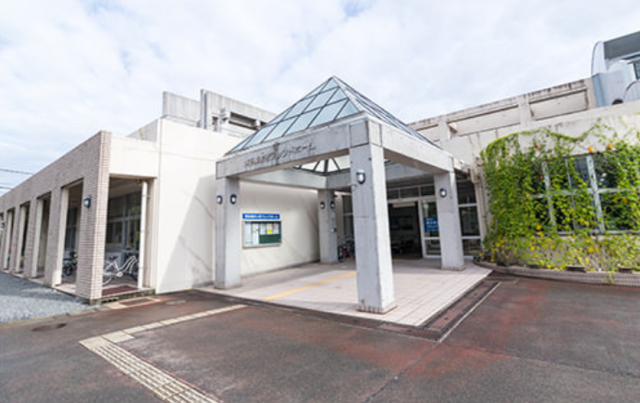 博多区の公共施設勤務／PC基本操作できればOK／月10以内の勤務で家庭や子育て両立OK公共施設のカルチャー教室で運営補助スタッフ