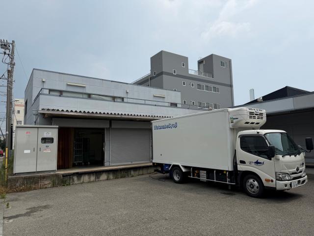 ※2026年10月より近くの新倉庫に移転予定です
