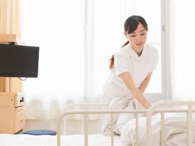 【夕勤専従軽作業スタッフ/シーツ交換や清掃】夕勤専従軽作業スタッフ｜シーツ交換や清掃夕勤専従軽作業スタッフ/シーツ交換や清掃