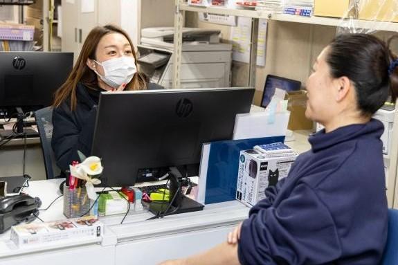 入社後は現担当者に付いてOJTからスタート。経験を活かしながら、対応範囲を広げていけます。