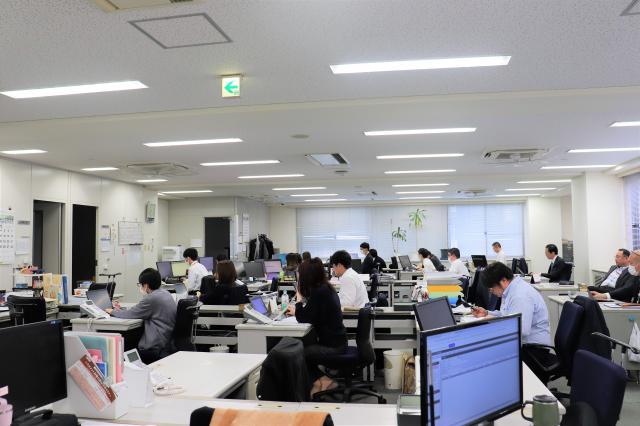 私どもニッコンを陰から支える「本社オフィス」を紹介します。