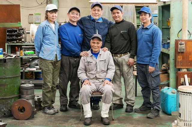 汎用旋盤の経験を活かしたい方、もっと技術を磨きたい方なら年齢問わず大歓迎！（工場長より）