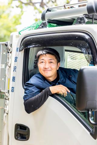 15時半終業・残業なし！品川区内で、缶等のルート回収をお任せ。準中型免許以上で応募可。未経験者歓迎資源回収の2tルートドライバー