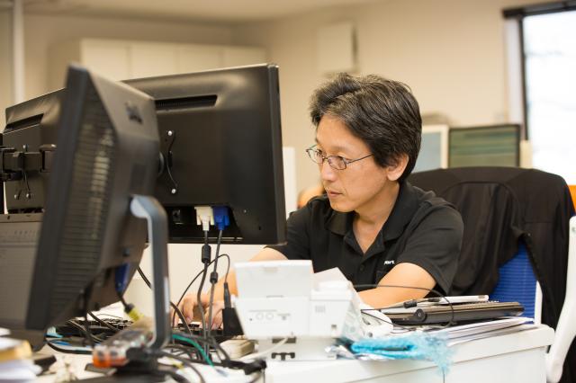 残業はほとんどなく、祝日休みの完全週休2日制のため
オンとオフのメリハリをつけて長く働ける環境です。
