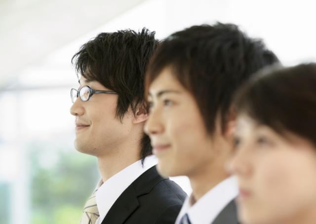 原則土日祝休みで働きやすさ抜群!
月に1〜2回土曜出勤がありますが、平日に振替休日が取れます◎