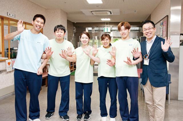 スタッフ同士のコミュニケーションも良好で、意見の言いやすい職場環境ですよ♪