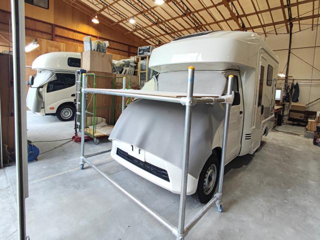 勤務場所である本社には14名のスタッフが在籍してます。少数ならではの風通しの良さも魅力です。