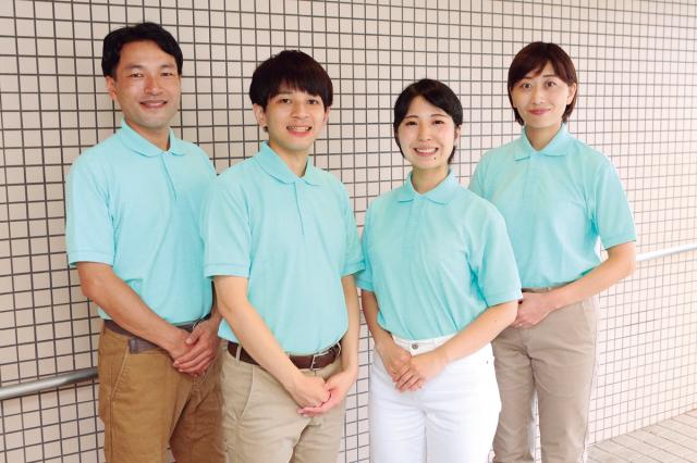 ＜新宿駅徒歩1分＞都心の地下歩道・広場の清掃／土日・午前中のみ／50代・60代・70代の男性活躍中！地下歩道・広場の清掃スタッフ