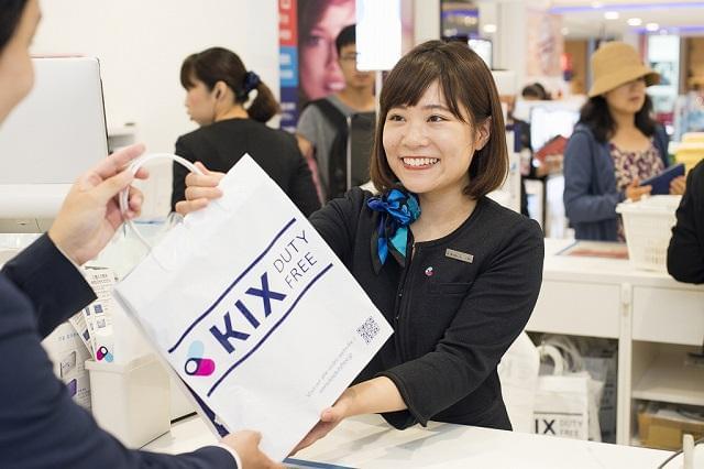勤務地は憧れの『関西国際空港』♪