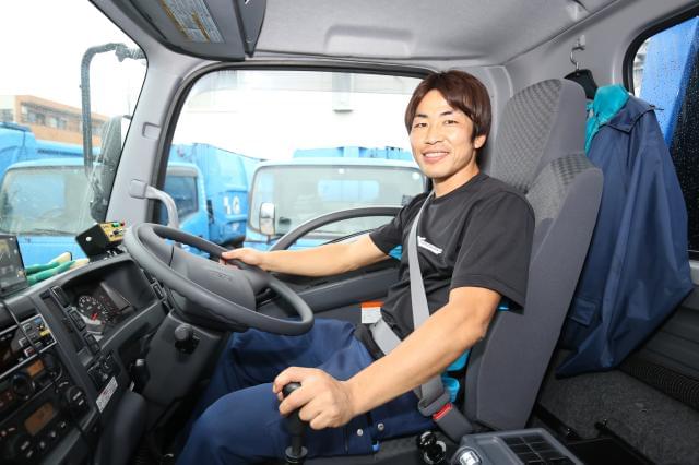 廃棄物の収集運搬や、中間処分・資源リサイクル事業をおこなう企業。社会に貢献できるお仕事ですよ!